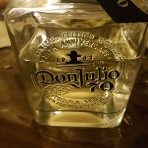 Meet your Posher, Antonia